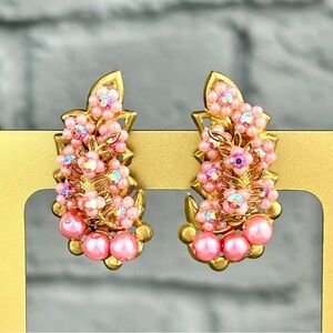 VINTAGE Pink Rhinestone Showgirl Earrings 1950s Bubblegum Rhinestone Clip Ons